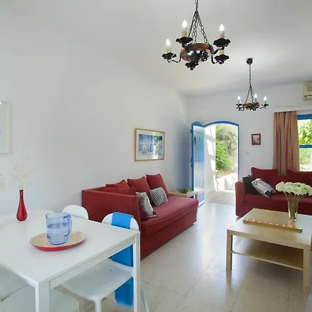 Saint Elias Village Διαμέρισμα *
