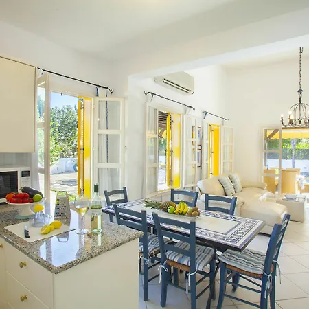 Apartment Saint Elias Village