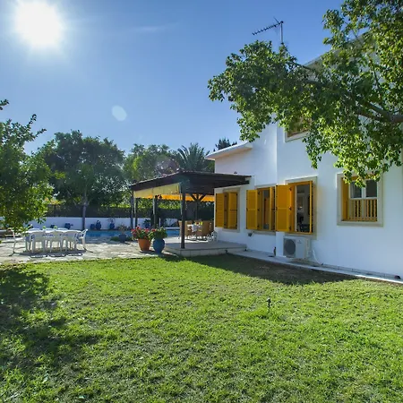 Apartment Saint Elias Village
